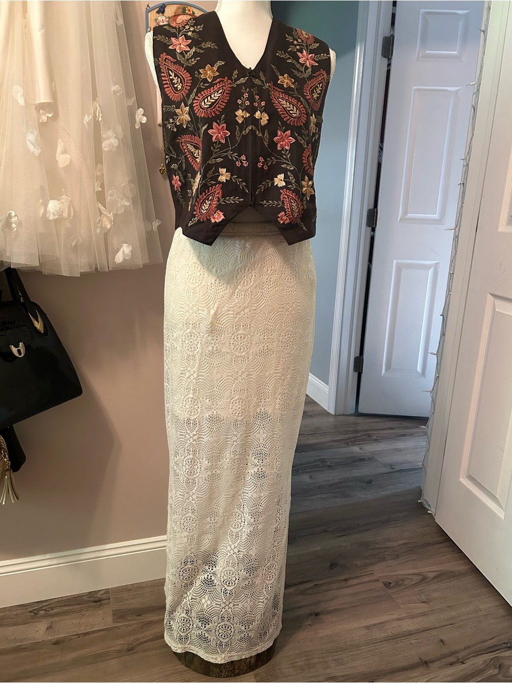 Bobbie Brooks White Lace Maxi Skirt
